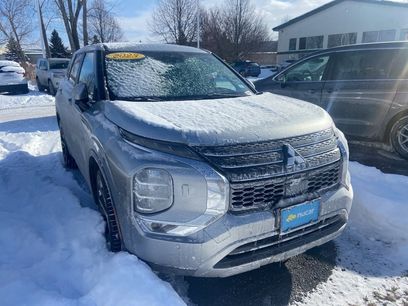 Used 2023 Mitsubishi Outlander SE