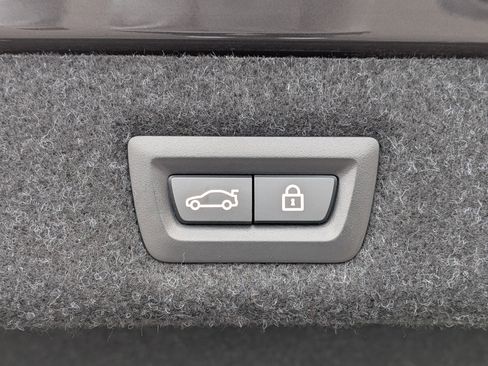 Certified 2023 BMW 530i w/ Premium Package image 35