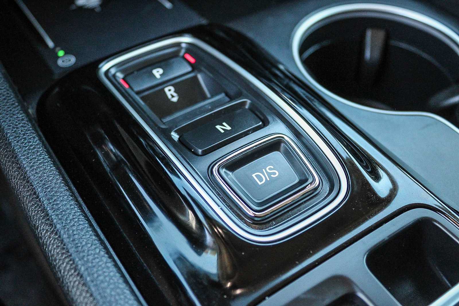 Certified 2024 Honda Pilot Touring image 24