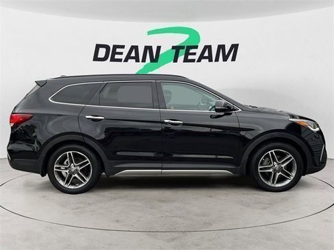 Used 2018 Hyundai Santa Fe Limited image 9
