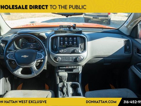Used 2019 Chevrolet Colorado LT w/ LT Convenience Package image 4