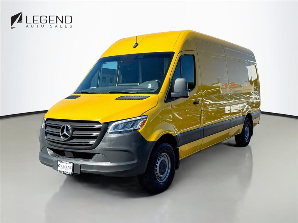 Used 2021 Mercedes-Benz Sprinter 2500 image 1