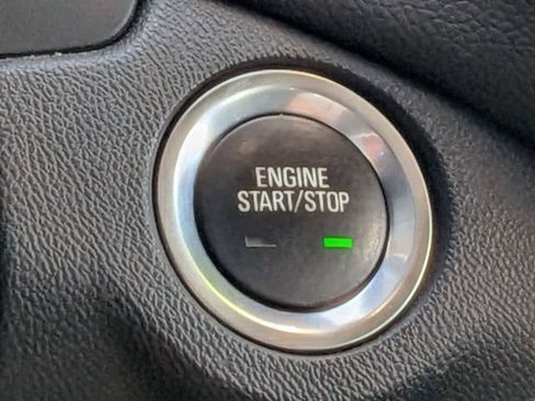 Used 2022 Chevrolet Equinox LT AWD/4WD image 32