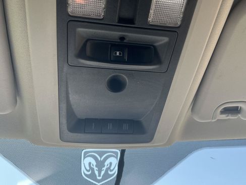 Used 2012 RAM 2500 SLT AWD/4WD image 19