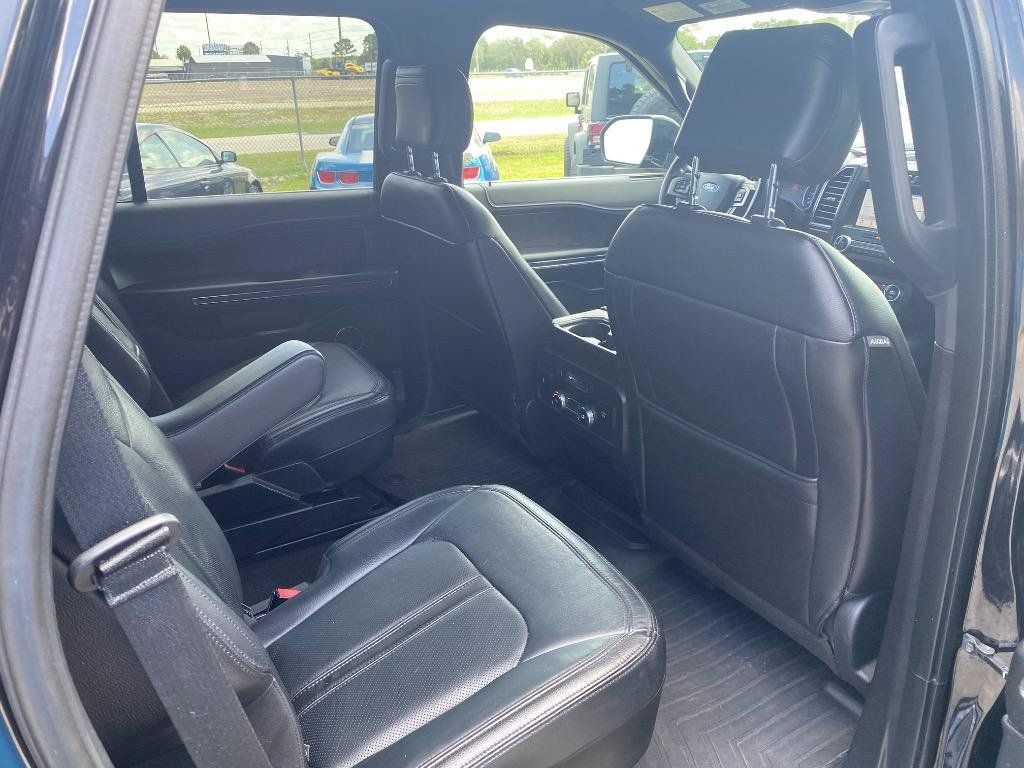 Used 2019 Ford Expedition Limited RWD image 20