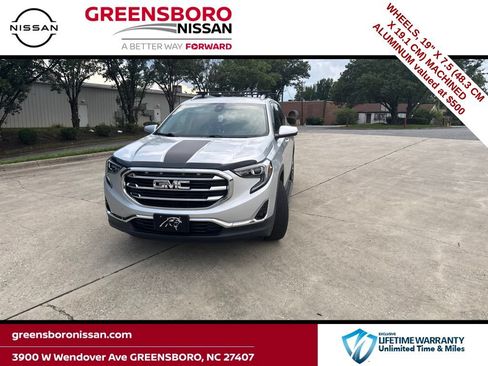 Used 2021 GMC Terrain SLT AWD/4WD image 1