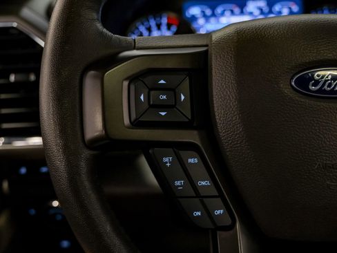 Used 2020 Ford Expedition XLT w/ Equipment Group 202A image 11