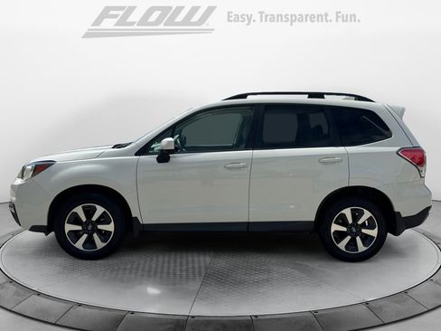 Used 2018 Subaru Forester 2.5i Premium AWD/4WD image 5