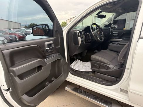 Used 2015 Chevrolet Silverado 1500 LT AWD/4WD image 9