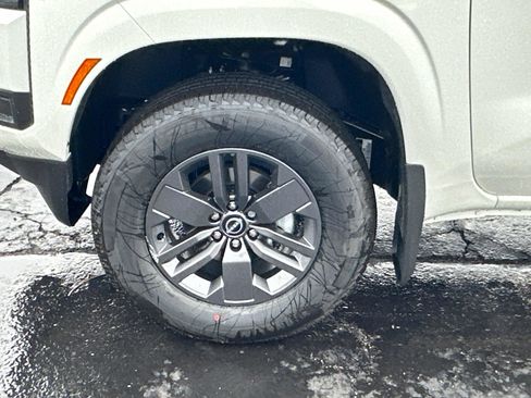 New 2026 Nissan Frontier SV w/ SV Convenience Package image 10