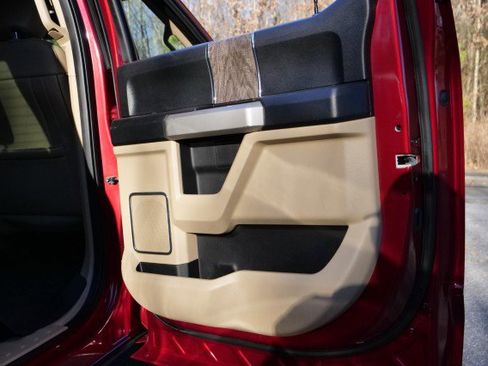 Used 2018 Ford F250 Lariat w/ Lariat Ultimate Package image 43