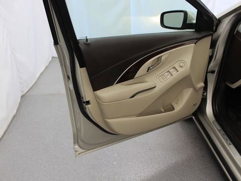 Used 2014 Buick LaCrosse Leather FWD image 12
