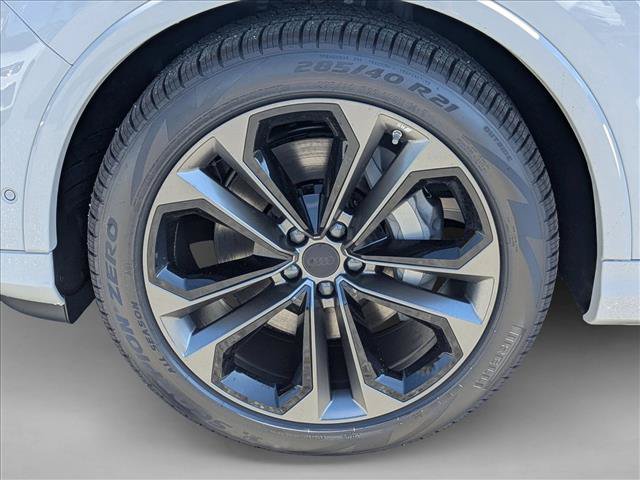 New 2026 Audi Q7 3.0T Premium Plus AWD/4WD image 9