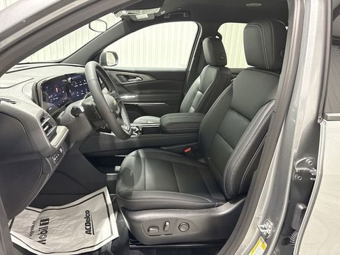 New 2026 Chevrolet Traverse LT w/ LPO, Floor Liner Package image 20
