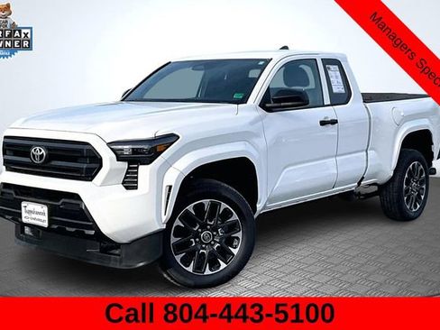 Used 2024 Toyota Tacoma SR image 1