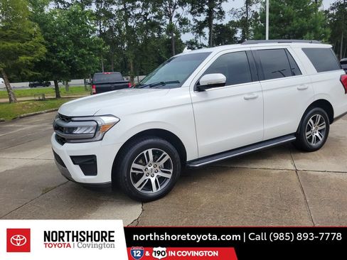 Used 2023 Ford Expedition XLT RWD image 1