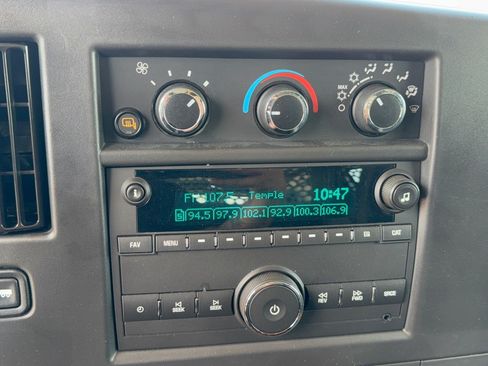 Used 2025 Chevrolet Express 2500 w/ Driver Convenience Package RWD image 23