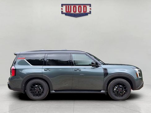 Used 2026 Nissan Armada PRO-4X AWD/4WD image 2
