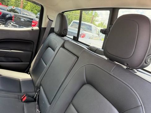 Used 2017 Chevrolet Colorado LT w/ Luxury Package, Chrome AWD/4WD image 28