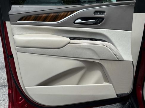 Certified 2024 Cadillac Escalade Sport Platinum image 20