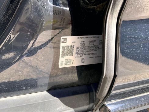 Used 2024 Cadillac Escalade Sport w/ LPO, ONYX Package image 32