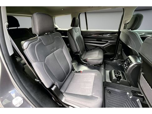 Used 2023 Jeep Grand Cherokee L Laredo w/ Luxury Tech Group I AWD/4WD image 42