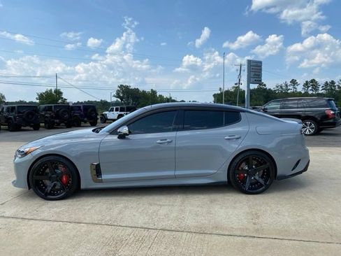 Used 2021 Kia Stinger GT2 AWD/4WD image 8