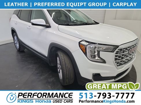 Used 2022 GMC Terrain SLT FWD image 1