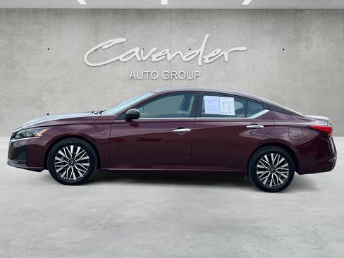 Certified 2025 Nissan Altima 2.5 SV image 13