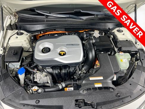 Certified 2017 Kia Optima Premium w/ Hybrid Convenience Package image 29