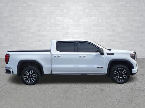 Used 2023 GMC Sierra 1500 AT4 w/ Technology Package image 3