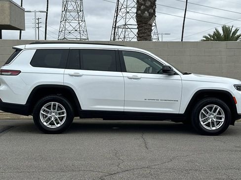Used 2024 Jeep Grand Cherokee L Laredo RWD image 6