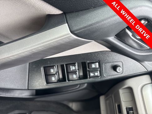 Used 2016 Subaru Forester 2.5i w/ Alloy Wheel Package image 13