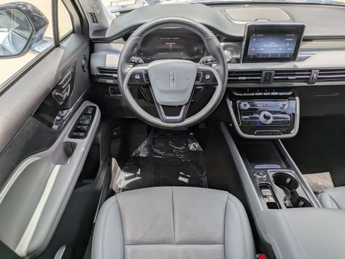 Used 2022 Lincoln Corsair Reserve w/ Equipment Group 201A AWD/4WD image 15