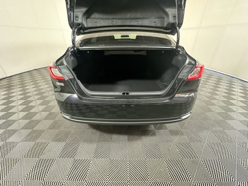 Used 2026 Toyota Camry LE FWD image 31