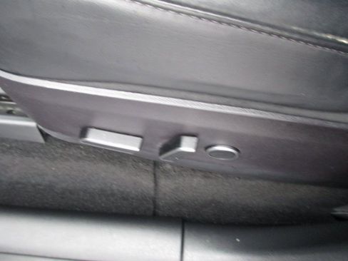 Used 2022 Tesla Model Y Performance image 20