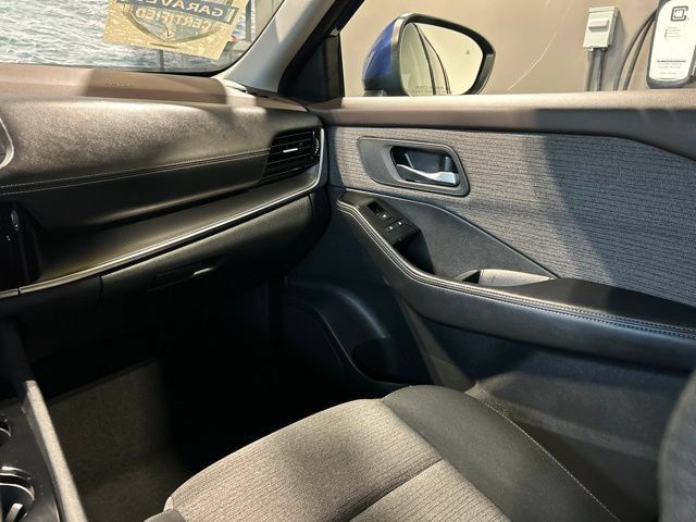 Used 2021 Nissan Rogue SV FWD image 55