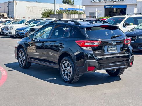 Used 2021 Subaru Crosstrek 2.5i Sport w/ Moonroof Package AWD/4WD image 2