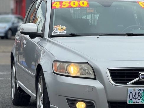 Used 2008 Volvo V50 2.4i image 9