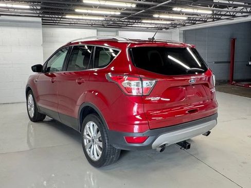 Used 2017 Ford Escape Titanium FWD image 3