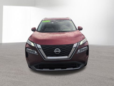 Used 2023 Nissan Rogue SL image 2