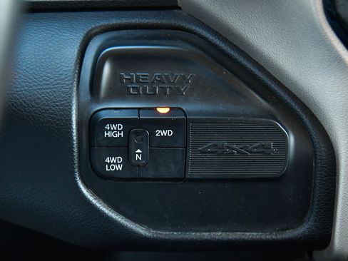 Used 2024 RAM 2500 Laramie image 33