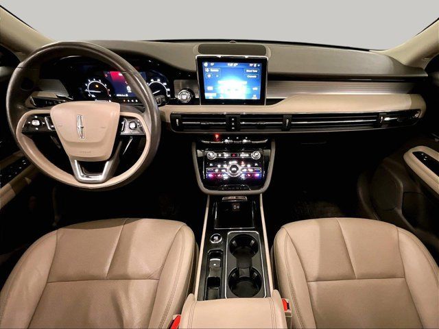 Used 2020 Lincoln Corsair AWD w/ Premium Package image 14