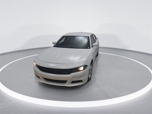 Used 2022 Dodge Charger SXT image 5