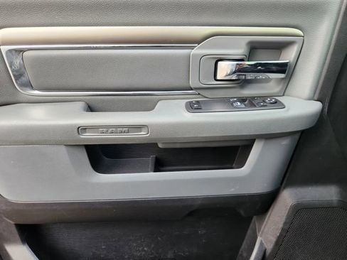 Used 2019 RAM 1500 Tradesman w/ Chrome Plus Package image 21