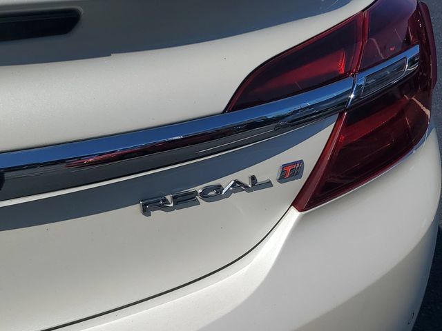 Used 2015 Buick Regal Premium w/ Driver Confidence Package #1 FWD image 10