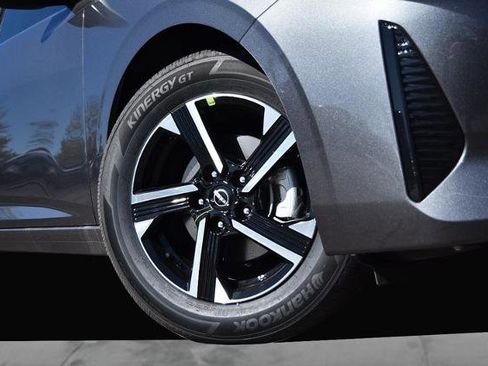 New 2025 Nissan Sentra SV image 3