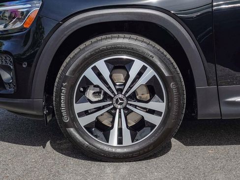 Certified 2025 Mercedes-Benz GLB 250 image 11