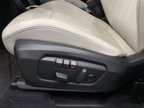 Certified 2025 MINI Cooper Countryman S w/ Comfort Package Max image 18