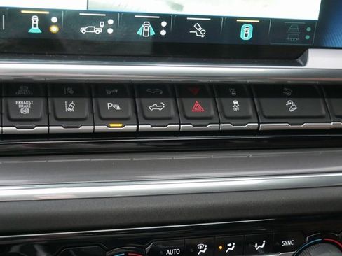 Used 2024 Chevrolet Silverado 2500 High Country image 23